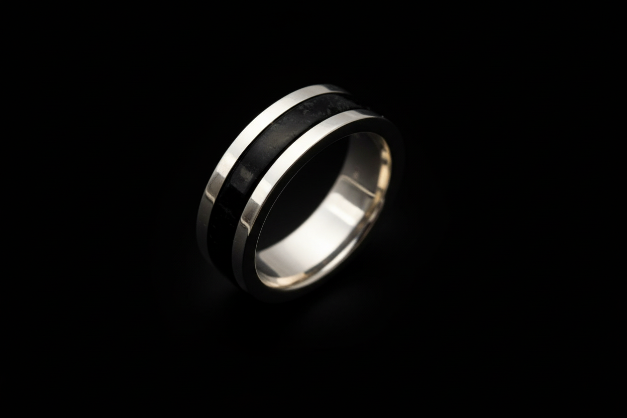 Eclipse ring detail